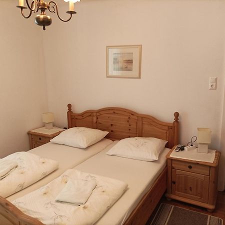 Privatzimmer Deutz Durnstein in der Steiermark Exterior foto
